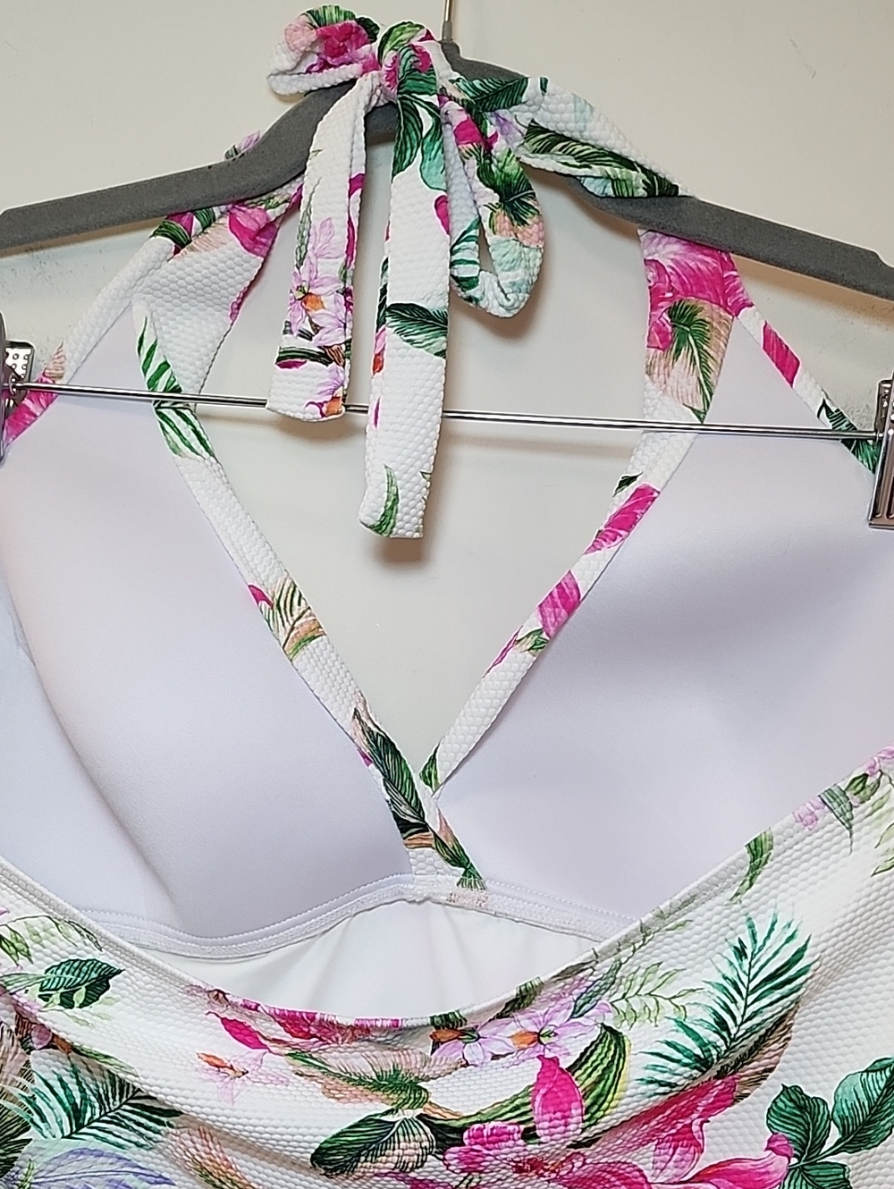 La Blanca halter tankini top v-neckline tropical floral print white/pink Size 12 - Picture 14 of 16